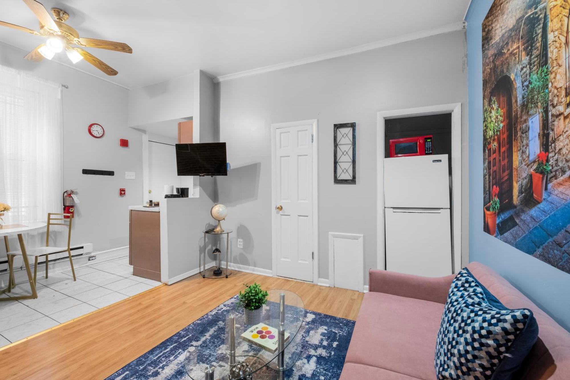 Premium Flat Near Attractions *