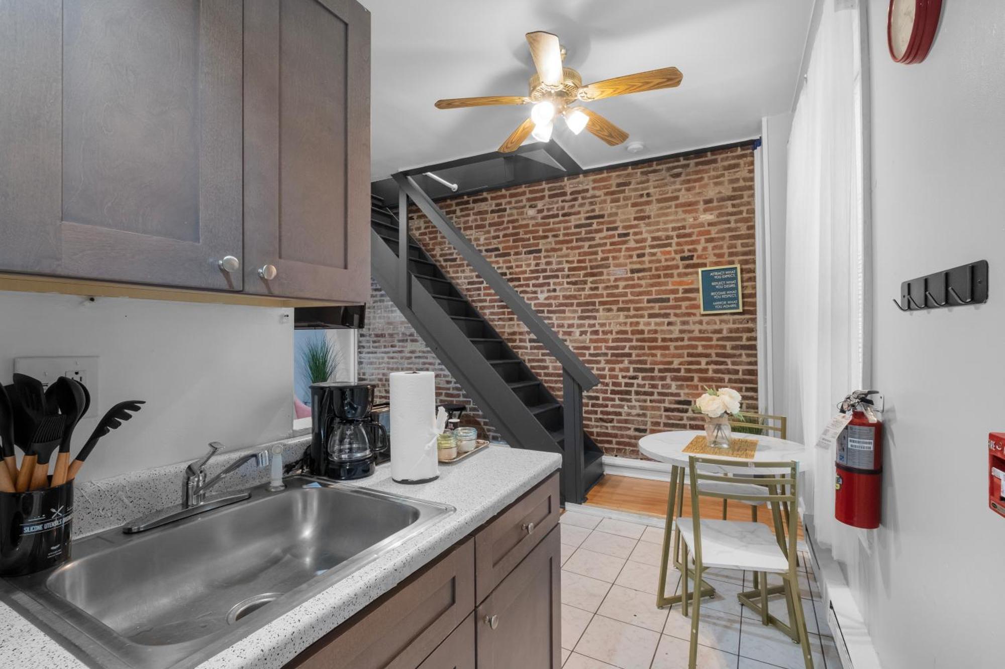 Premium Flat Near Attractions Apartment *