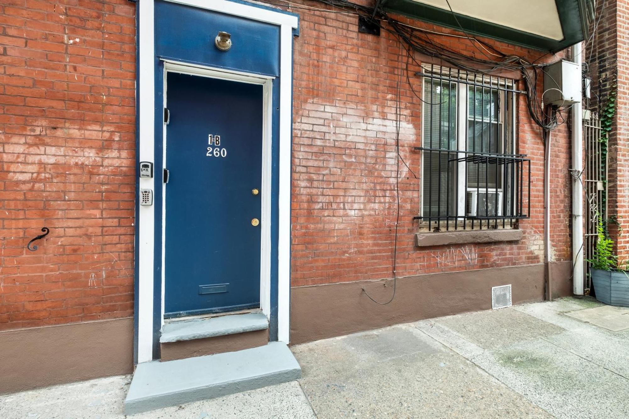 Apartment Premium Flat Near Attractions *